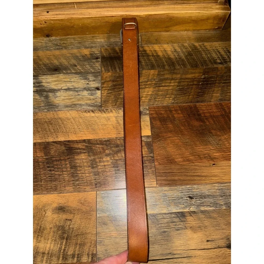 LAUREN Ralph Lauren Leather Belt Featuring A Stirrup-Inspired Design Size 42‎